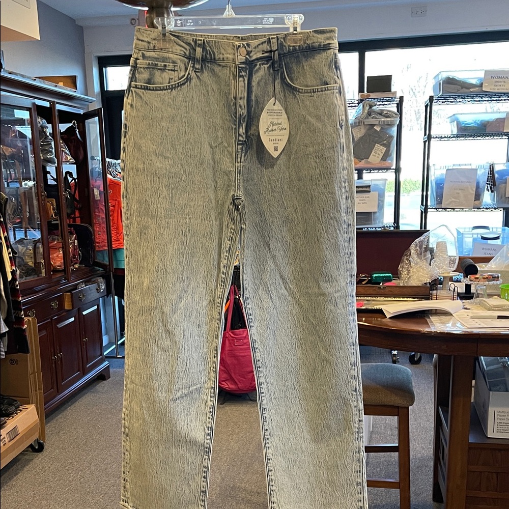 Triarchy Size 30 Wide Leg High Waist Jeans Light Wash Stretch Denim NWT